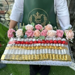 R021 Tray Chocolate with Flowers